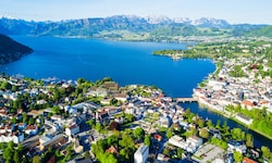 So könnte das Seeviertel auf dem Areal des ehemaligen Seebahnhofs am Traunseeufer in Gmunden ...