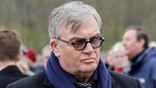 155.000 Menschen wollen Hape Kerkeling als deutschen Bundespräsidenten. Der Entertainer zeigt ...