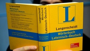 Die Latein-Pflicht soll für einige Fächer abgeschafft werden.