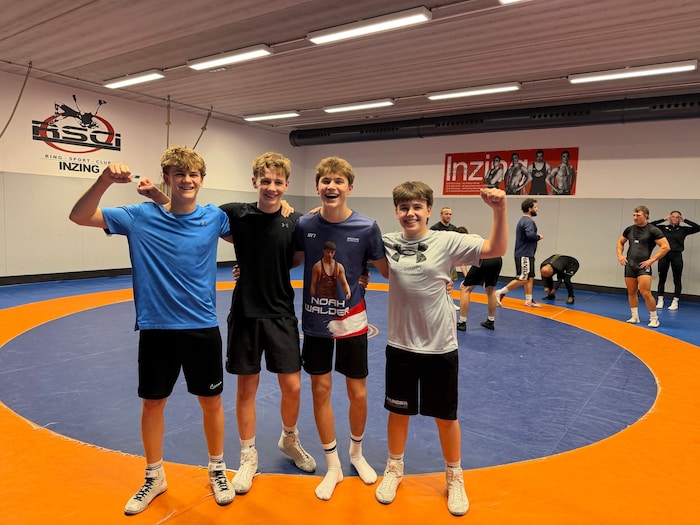 Auch seine Teamkollegen Lucas Donner, Jakob Wader und Fabio Marx finden, dass „Maxi taktisch ...
