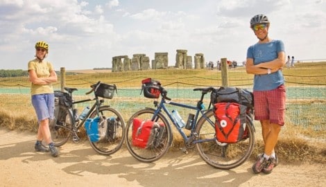Unvergessliches Erlebnis: Nur mit dem Rad darf man ganz nah an das jahrtausendealte Stonehenge ...