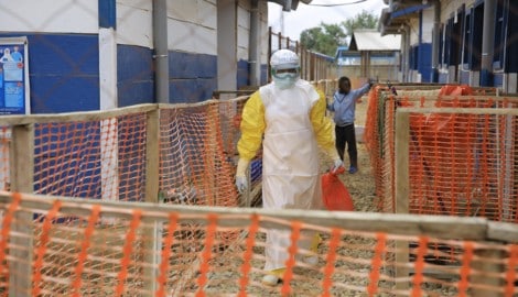 In Ebola-Behandlungszentren gibt es nur eine Mindestversorgung. 