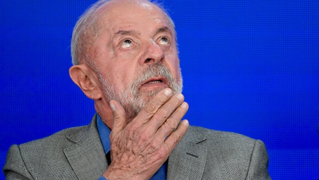 Lula war bei der ersten Wahlrunde überraschend hinter seinem Herausforderer Flávio Bolsonaro ...