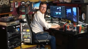 Daniel Strassnig digitalisiert seit beinahe einem Vierteljahrhundert alte Filme, Fotos und ...