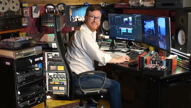 Daniel Strassnig digitalisiert seit beinahe einem Vierteljahrhundert alte Filme, Fotos und ...