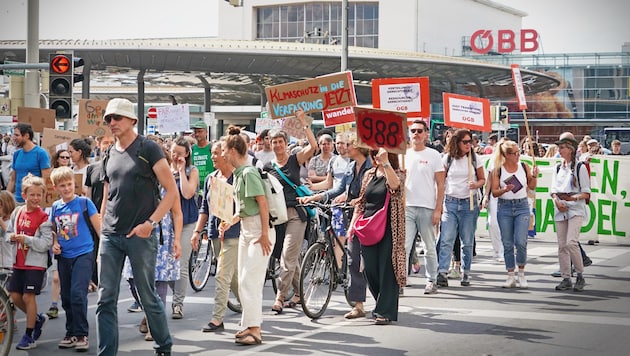 Ausgangspunkt für die Fahrrad-Demo ist der Hauptbahnhof (Archivbild).