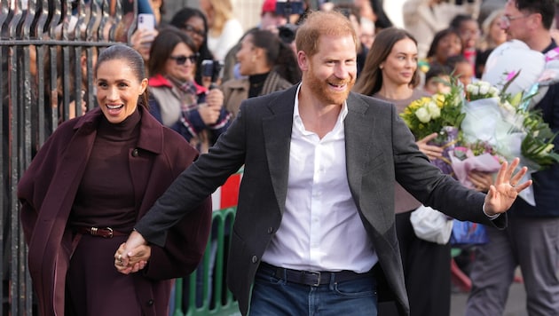 Was für ein Royal-Comeback! Als Privatpersonen zurück in Großbritannien – aber beim Empfang in ...