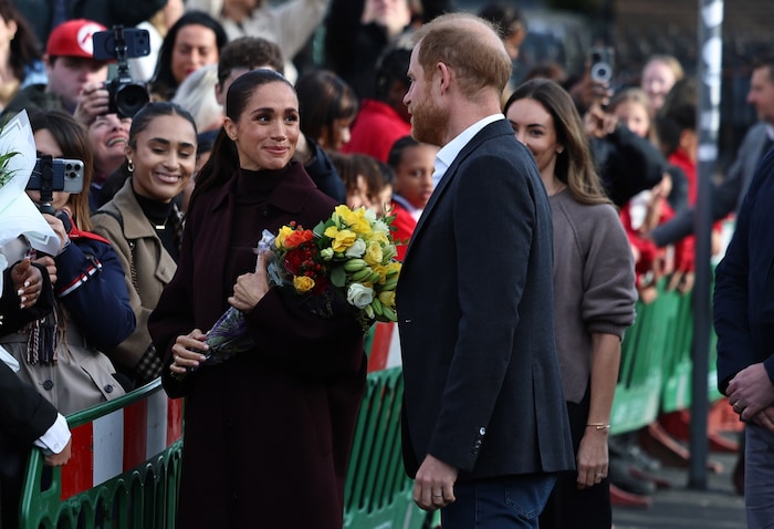 Meghan und Harry freuten sich sichtlich über den herzlichen Empfang.