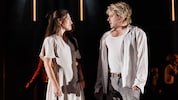 Das junge Liebespaar wird von Gemma Vannuzzi und Lukas Spinka gespielt.
