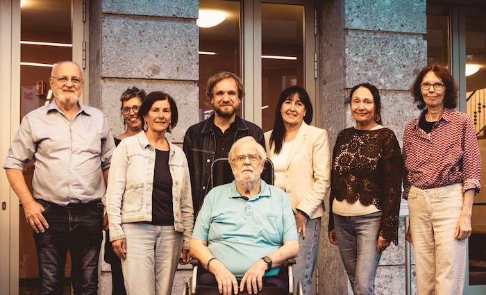 Einige der Liebesbriefschreiber/Innen: v.l.n.r. Rudi Kiesenhofer, Julia Muralter (Assistentin ...