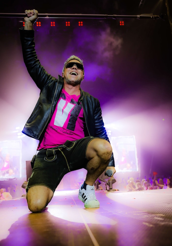 Après-Ski-Star Matty Valentino („Hurra die Gams“) heizte mit seinen Hits ein.
