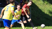 Kilian Gütl (r.) wechselte von der Nordischen Kombination zum FC Zirl.