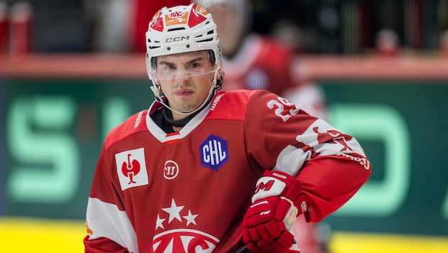 Rotjacken-Stürmer Jacob Hudson kam im Sommer zum KAC und verletzte sich vor dem ersten ...