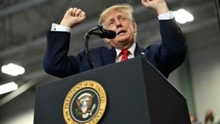 Das Prestigeprojekt, auf das Trump sich wohl am meisten freut, ist der Ballsaal. Nun wurde ...