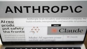 Im Rahmen der Vereinbarung erhalten sechs Mitarbeiter von METR Firmen-Hardware, Büroräume und ...