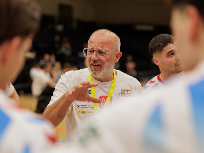 Fivers-Chefcoach Peter Eckl.