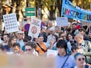 Tausende gingen allein in Wien auf die Straße.