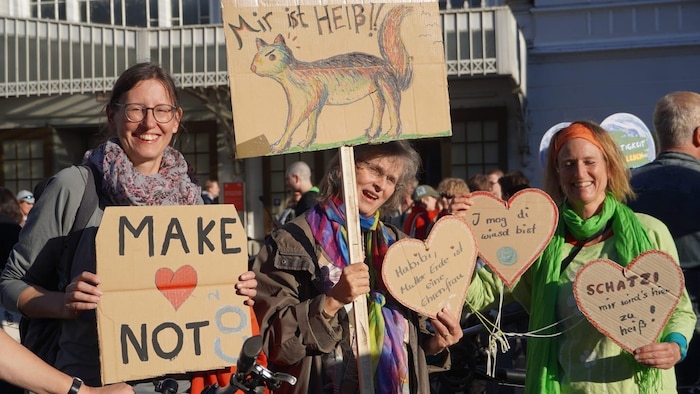 Ein Protestzug marschierte am Freitag durch die Stadt.