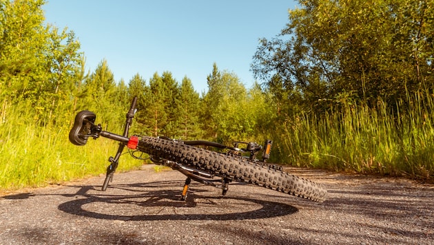 Der Mann hatte im eigenen Jagdrevier einen Unfall mit dem Rad. (Symbolbild)