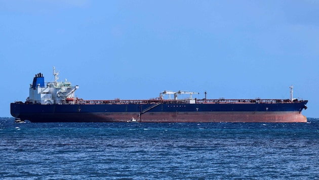 Anderswo werden Tanker der russischen „Schattenflotte“ beschlagnahmt, an die USA kann Russland ...