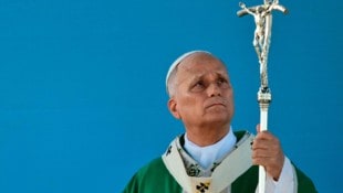 Papst Leo XIV. arbeitet wenige Tage nach seiner Krebs-OP schon wieder. Ganz oben auf der Agenda ...