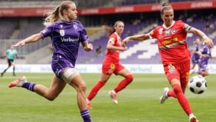 GEPA Im Hinspiel siegten Klein (re.) & Co. mit 1:0 in Favoriten.