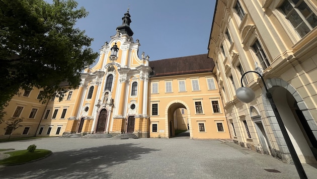 Der prächtige Stiftshof (Archivbild) wird umgestaltet, vor Kurzem wurden nahe dem Eingang zur ...