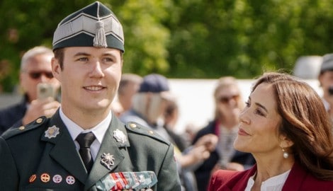 Kronprinz Christian mit seiner Mutter Königin Mary