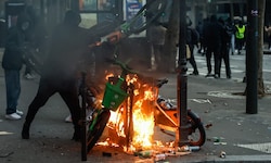 Am Samstag ist es in Frankreich zu schweren Ausschreitungen bei den landesweiten Protesten ...