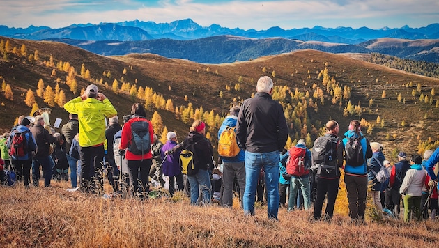 Einen goldeneren Herbsttag hätte der Skikaiser nicht schöner bestellen können.
