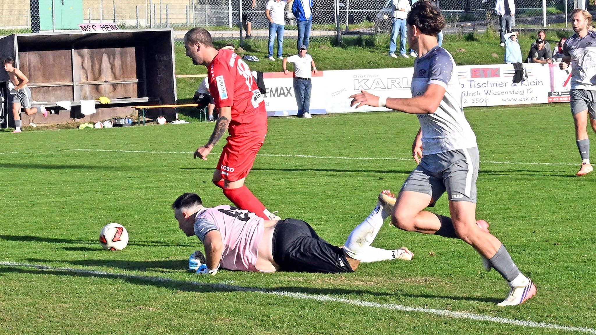 Kiütéses derbygyőzelem: robot segítségében bíznak a karintiaiak