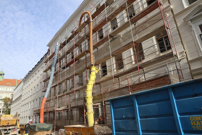 Das Haus in der Paulusgasse 5 wird seit Dezember 2024 umgebaut. Laut den Grünen ohne Rücksicht ...