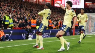 Der FC Arsenal gewann spät gegen Nottingham Forest.