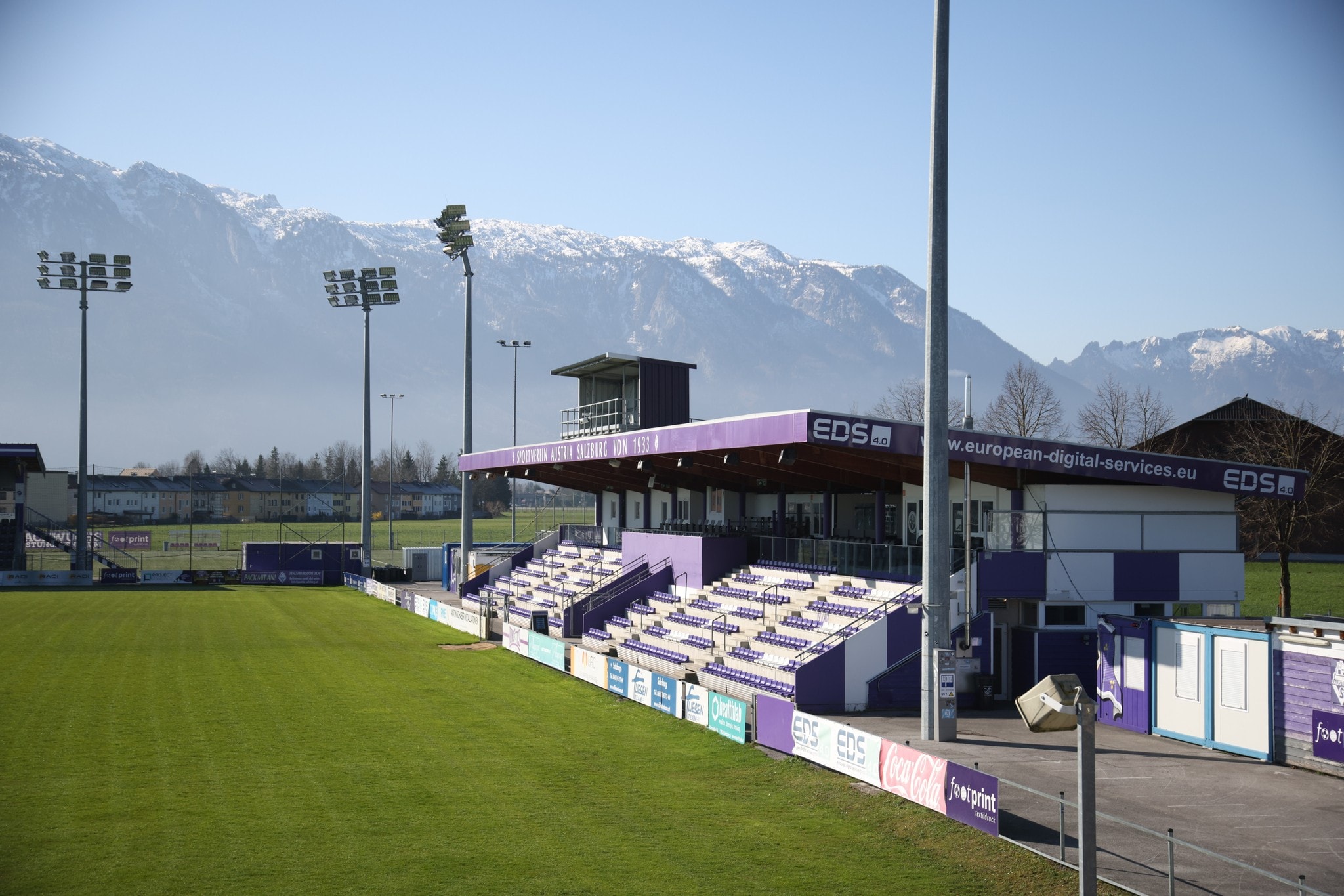 Szigorú sörszabály és üresen maradhat a vendégszektor az Austria Salzburg és a BW Linz rangadóján