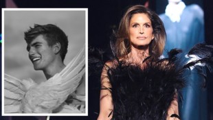 Einen Monat nach dem Tod ihres Sohnes Presley Gerber, hat Cindy Crawford nun öffentlich auf ...