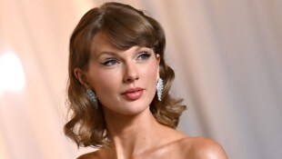 Taylor Swifts Auftritt bei der Academy Museum Gala war einfach zauberhaft. Die 36-jährige ...
