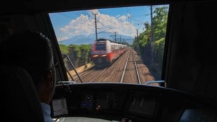 Wegen eines neuen Stellwerks können Züge am Wochenende nicht auf der Tauernstrecke fahren.
