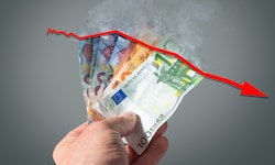 Traurig, aber wahr: Schlecht verzinstes Kapital wird von der Inflation „eingedampft“.