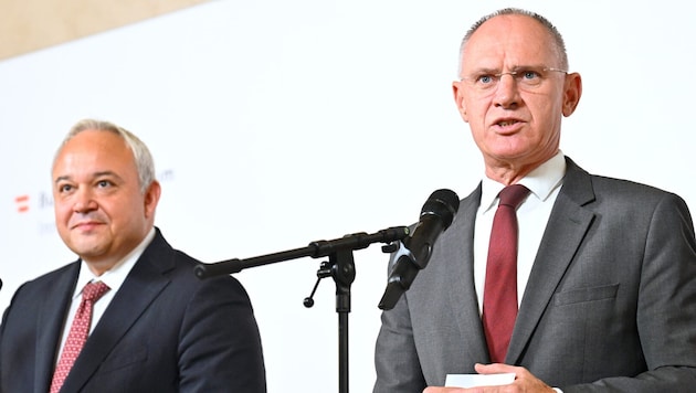 Von links: Bulgariens Innenminister Iwan Demerdschiew und Österreichs Innenminister Gerhard ...