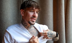 Max Grasegger zeigte der „Krone“ sein Lieblingstattoo.