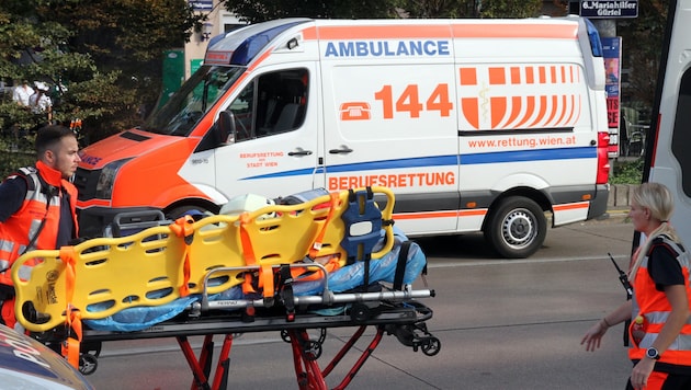 Ein 35-Jähriger wurde mit schweren Schussverletzungen in einer Wohnung in Wien-Penzing entdeckt. ...