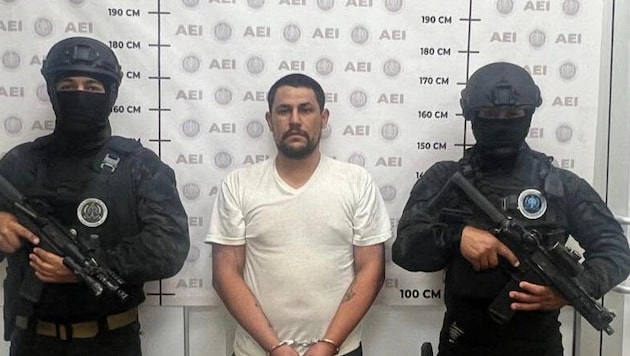 In Mexiko sind drei Männer wegen der Ermordung von Surfern zu jeweils mehr als 158 Jahren Haft ...