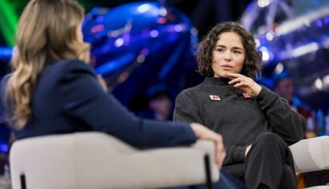 Julia Scheib bei ServusTV