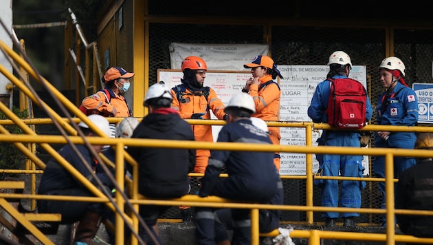 Beim Einsturz einer illegalen Goldmine im Südwesten Kolumbiens sind 14 Menschen ums Leben ...