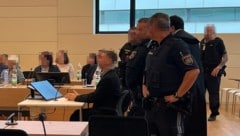 Der angeklagte 48-Jährige im Landesgericht Korneuburg (NÖ).