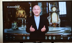 Dompfarrer Toni Faber als „Fabertar“