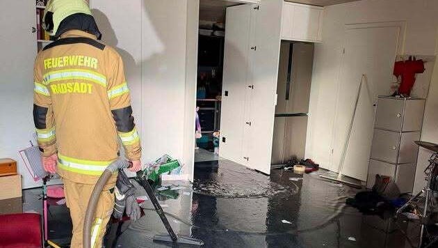 Das Wasser stand im Keller bis zu 15 Zentimeter hoch.