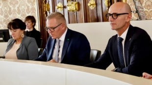 Manuela Khom, Mario Kunasek und Willibald Ehrenhöfer stehen hinter dem Budget. 