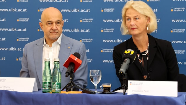 Rektorin Veronika Sexl und ihr Nachfolger Gregor Weihs.