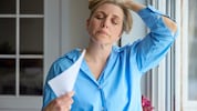 Hitzewallungen kennen viele Frauen.
